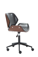 Fotel biurowy z drewnem i czarną skórą FOT-412-ORZ-CZ